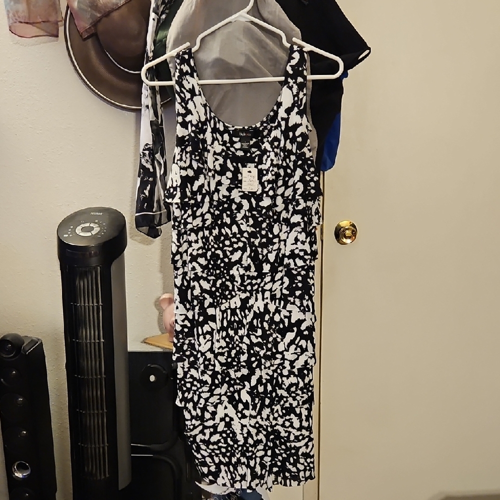 Black and White Patterned Women's Dress Large
